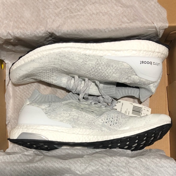 adidas ultra boost uncaged box